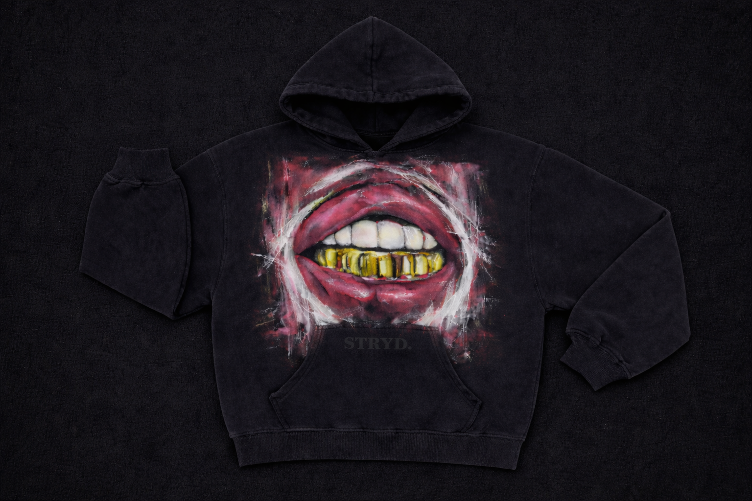 STRYD HOODIE
